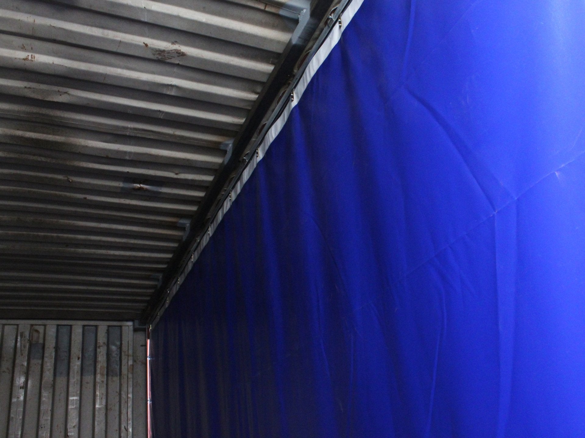 20′ Storage Container With Tarpaulin Wall