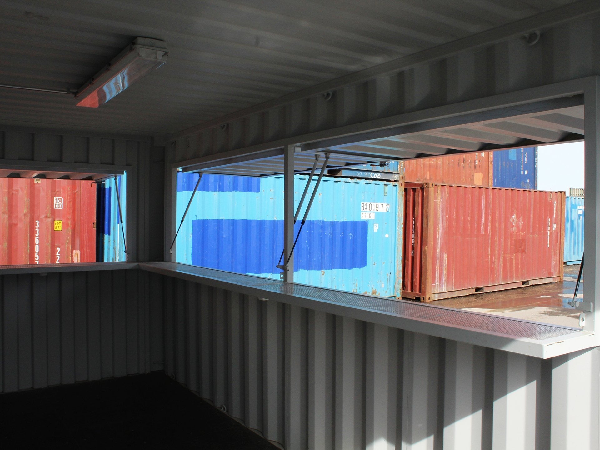20′ Store Container